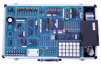    這是一款實(shí)驗(yàn)項(xiàng)目極其豐富,實(shí)驗(yàn)方式靈活,實(shí)驗(yàn)?zāi)K開放,仿真器外掛,功能非常強(qiáng)大,性能極其優(yōu)異的單片機(jī)教學(xué)實(shí)驗(yàn)儀,是《MCS-51單片機(jī)原理與接口》《單片機(jī)控制技術(shù)》《自動(dòng)化控制》等課程教學(xué)的*佳配套實(shí)驗(yàn)設(shè)備，為各類院校的教學(xué)實(shí)驗(yàn)、課程設(shè)計(jì)、畢業(yè)設(shè)計(jì)提供了良好的實(shí)驗(yàn)開發(fā)環(huán)境。也可作為科研、開發(fā)工作者的得力助手。 