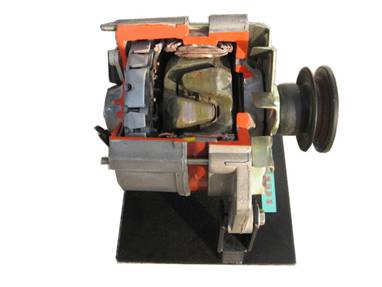 汽車發電機解剖模型