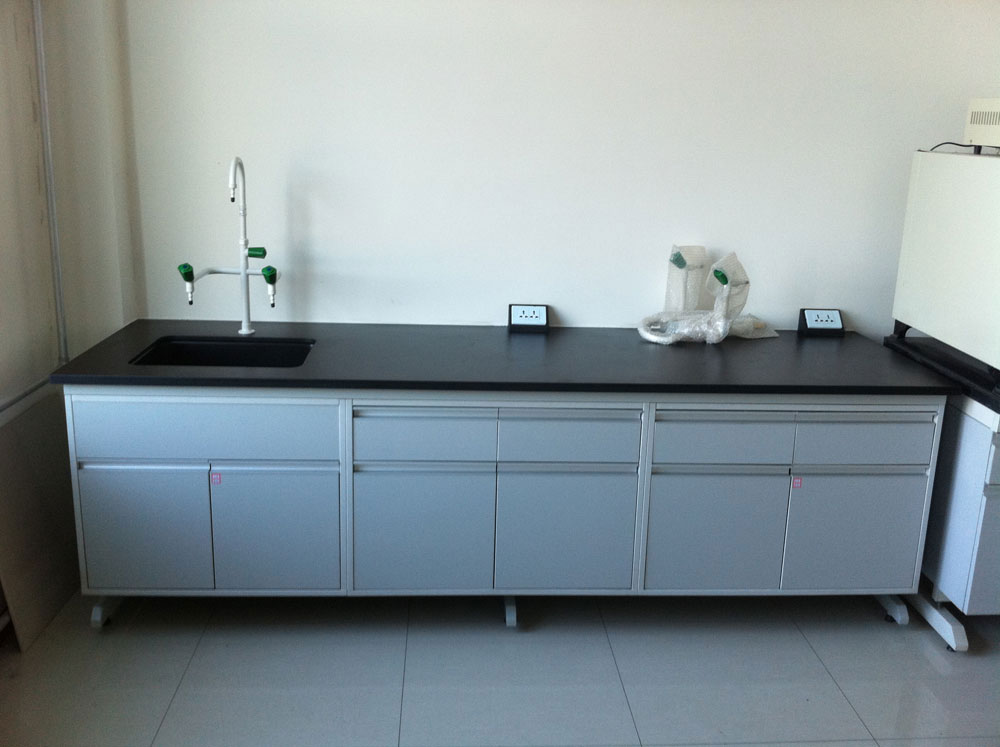 鋼木實驗臺、化學實驗臺、邊臺、中央實驗臺、生物實驗臺